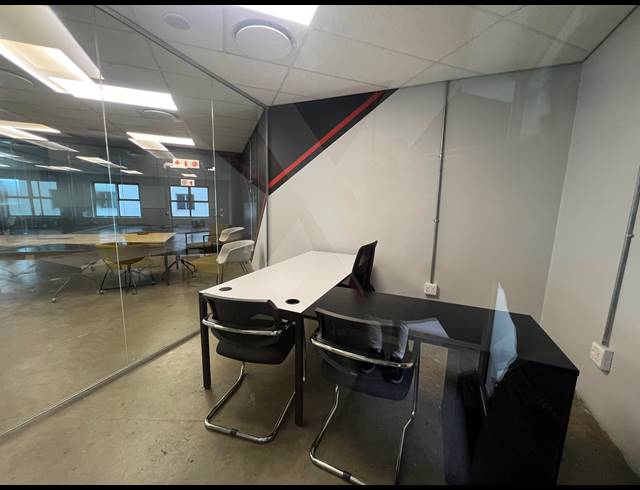 315M² OFFICE TO LET IN MELROSE